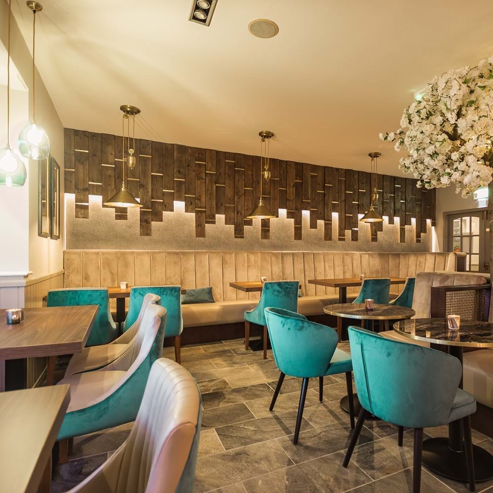 Renew Creative White Lion interior